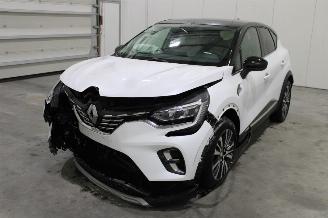 krockskadad bil auto Renault Captur  2022/2