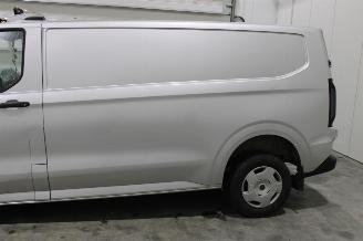 Ford Transit  picture 11
