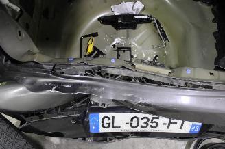 Peugeot 208  picture 20