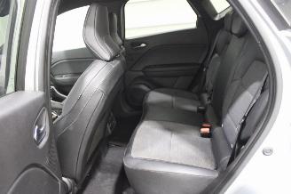Renault Captur  picture 11