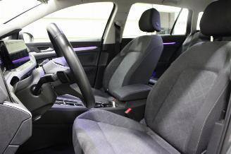 Volkswagen Golf  picture 9