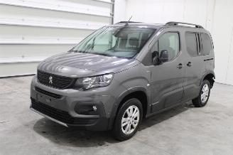 Unfallwagen Peugeot Rifter  2018/8