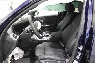 BMW 3-serie 320 picture 10
