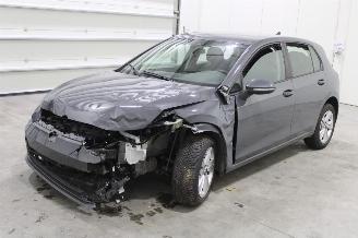 Damaged car Volkswagen Golf  2024/3