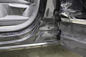 Volkswagen Tiguan  picture 17