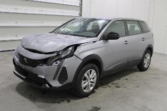 skadebil auto Peugeot 5008  2024/10