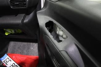 Opel Combo  picture 24