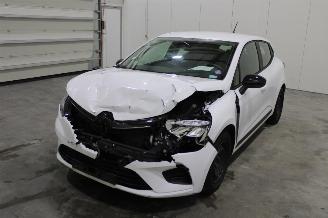 skadebil auto Renault Clio  2023/1