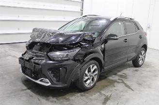 Vrakbiler auto Kia Stonic  2023/2