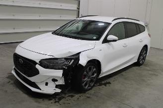 krockskadad bil auto Ford Focus  2023/3