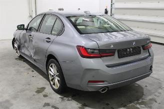 BMW 3-serie 320 picture 4
