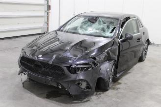 Schadeauto Mercedes A-klasse A 180 2023/11