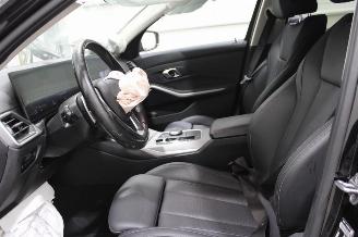 BMW 3-serie 320 picture 10