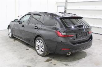 BMW 3-serie 320 picture 4