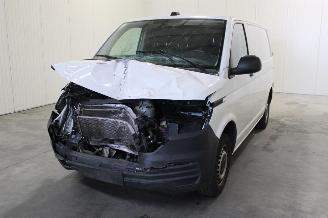 skadebil auto Volkswagen Transporter T6 2020/7