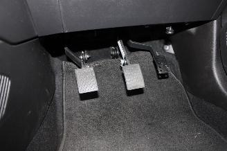 Renault Clio  picture 24