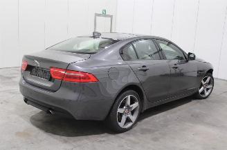 Jaguar XE  picture 3