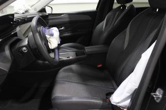 Peugeot 308  picture 10