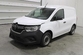 skadebil auto Renault Kangoo  2024/12