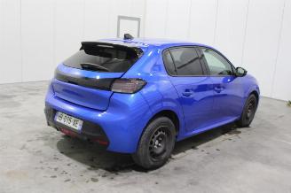 Peugeot 208  picture 3