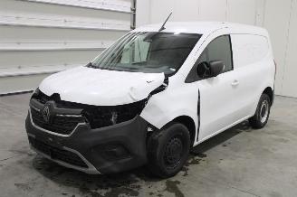 skadebil auto Renault Kangoo  2024/9