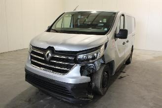 Voiture accidenté Renault Trafic  2024/3