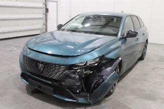 krockskadad bil auto Peugeot 308  2022/12