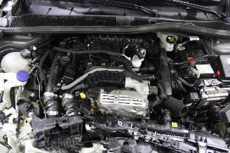 Peugeot 2008  picture 13