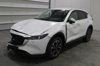 krockskadad bil auto Mazda CX-5  2024/2