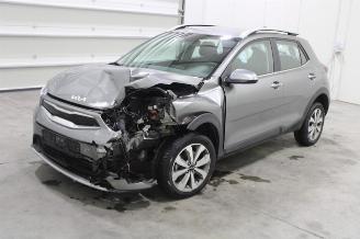 krockskadad bil auto Kia Stonic  2024/10
