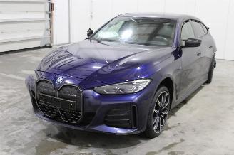 krockskadad bil auto BMW i4  2023/6