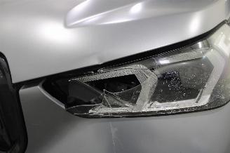 BMW iX1  picture 5