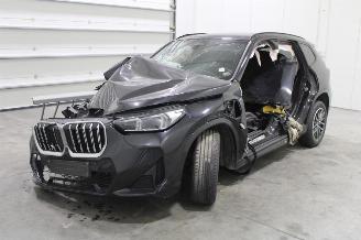 Vrakbiler auto BMW X1  2023/7