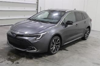 Vrakbiler auto Toyota Corolla  2025/10