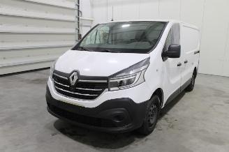 rozbiórka samochody osobowe Renault Trafic  2020/10