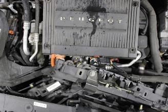 Peugeot 208  picture 20