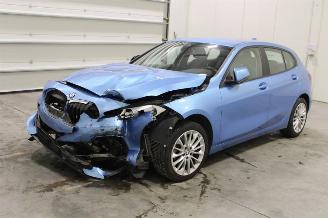 Vrakbiler auto BMW 1-serie 118 2020/2