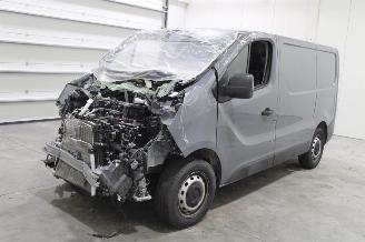 rozbiórka samochody osobowe Renault Trafic  2023/8