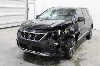 skadebil auto Peugeot 5008  2020/10