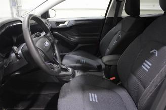 Ford Focus  picture 11