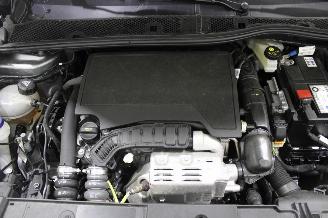 Peugeot 208  picture 14