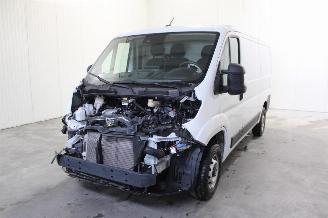 krockskadad bil auto Peugeot Boxer  2024/12