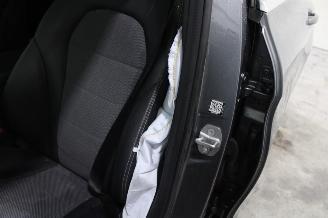 Mercedes C-klasse C 180 picture 19