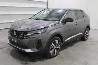 krockskadad bil auto Peugeot 3008  2022/4