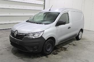 krockskadad bil auto Renault Express  2022/12