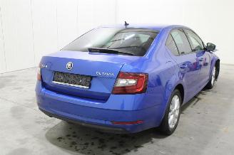 Skoda Octavia  picture 3