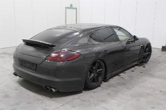Porsche Panamera  picture 4
