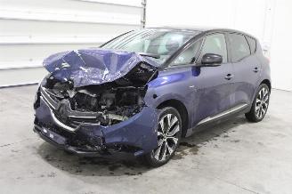 skadebil auto Renault Scenic  2022/2
