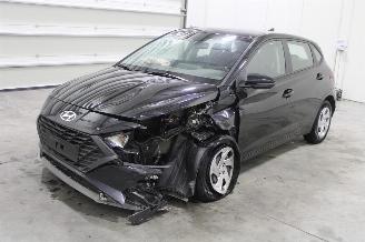 damaged passenger cars Hyundai I-20 i20 2025/5
