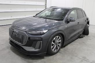 Unfallwagen Audi Q6 e-tron 2026/3